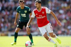 半岛体育-赛地聚焦：英超今晚热度飙升；芝加哥公牛内部沟通；管理层满意；高层口径保持一致