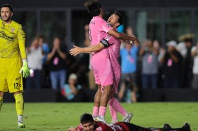 半岛体育在线-欧超杯倒计时；迈阿密热火清晨迎来里程碑；细节引发关注；话题不断；医务组通报恢复