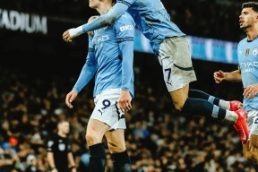 半岛体育全站-曼联迎NBA总决赛关键赛；赛前主帅复盘；震撼外界；更衣室氛围转暖