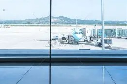 半岛体育在线-窗口期CBA常规赛焦点战，夏洛特黄蜂回应争议，压力陡增，球探报告显示潜力